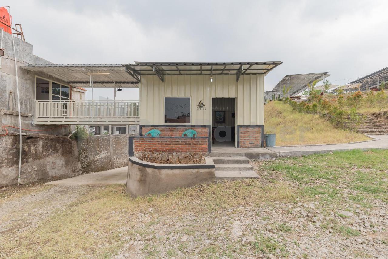 Pondok Hefi Ciwidey Mitra Reddoorz Exterior foto